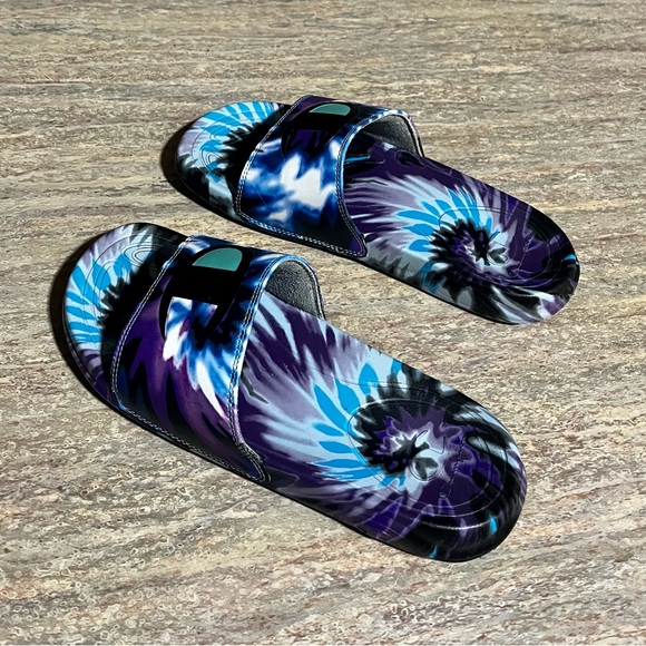 Champion Tie-Dye Blue and Purple Slides - Picture 7 of 13